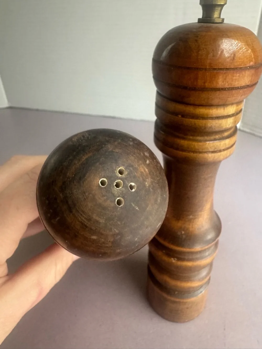 Classic Wooden Salt and Pepper Mills - Brown